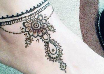 Mehndi design for ankle