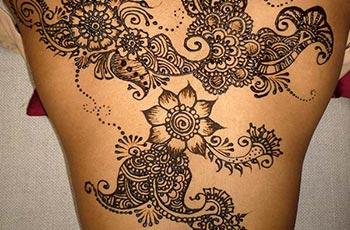 Mehndi Design for Back