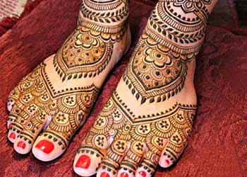 Mehndi design for feet