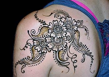 Mehndi Design for Shoulder