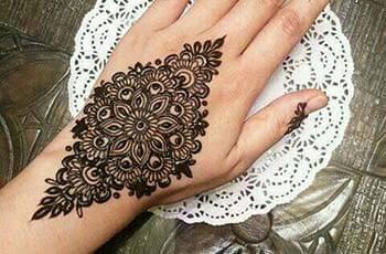 Mehndi Designs for Wrist